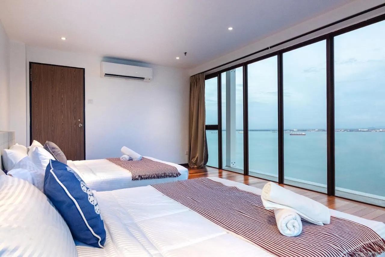 Sunrise Gurney Apartment George Town